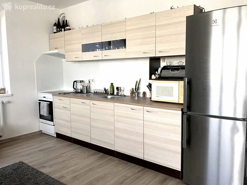 Pronájem bytu 2+kk 65 m^2 Zelnice II, Slavkov u Brna 68401