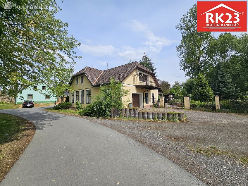 Prodej  rodinného domu 249 m^2 Bor 29, Bor 