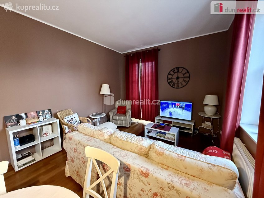 Pronájem bytu 2+kk 63 m^2 U Zastávky, Mariánské Lázně 