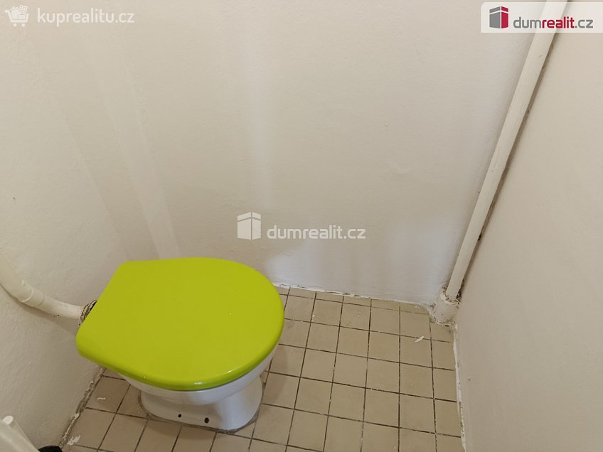 Prodej bytu 1+1 48 m^2 U Klavírky, Praha 5 