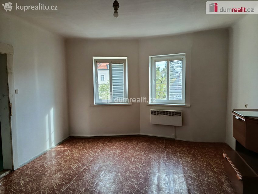 Prodej bytu 1+1 48 m^2 U Klavírky, Praha 5 