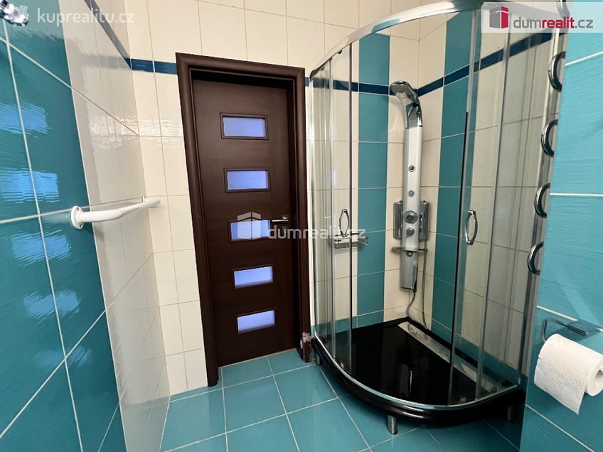 Pronájem bytu 2+1 44 m^2 Slavínského, Praha 5 