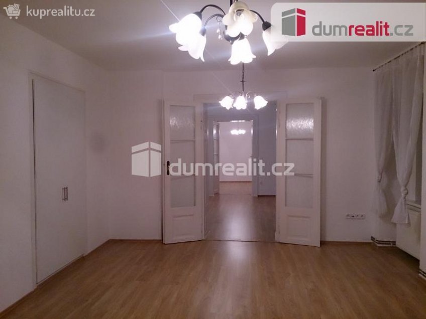 Pronájem bytu 2+1 116 m^2 Kouřimská, Kolín 