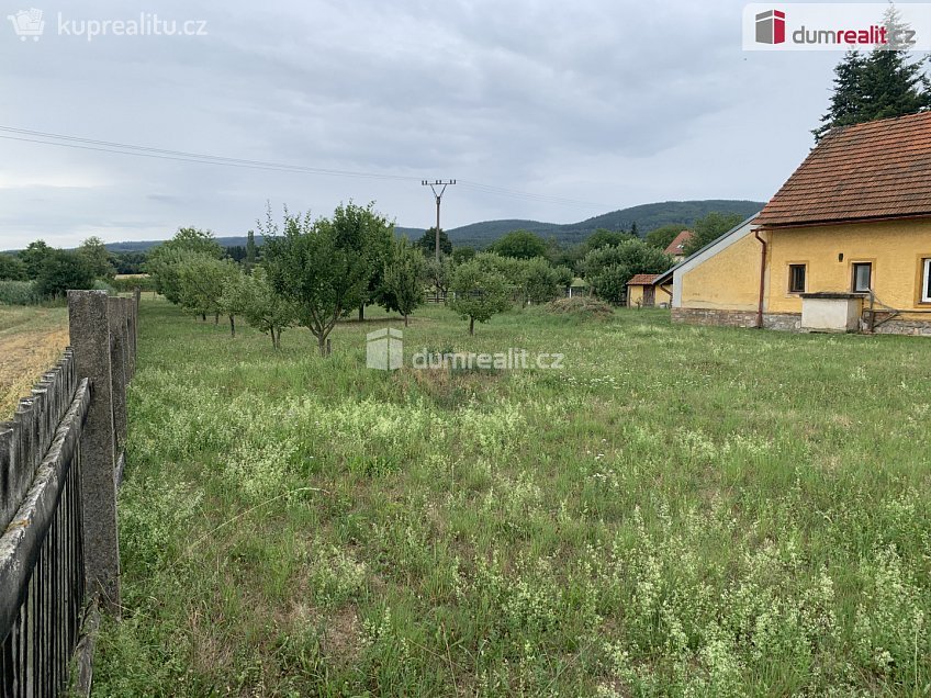 Prodej  stavebního pozemku 1028 m^2 Osov, Osov 