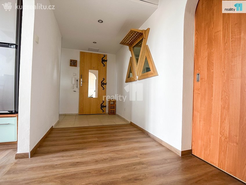 Prodej bytu 3+1 86 m^2 Kozlovská, Přerov 