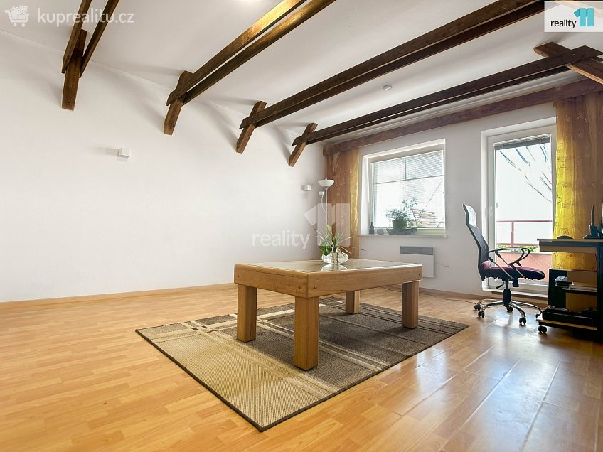 Prodej bytu 3+1 86 m^2 Kozlovská, Přerov 