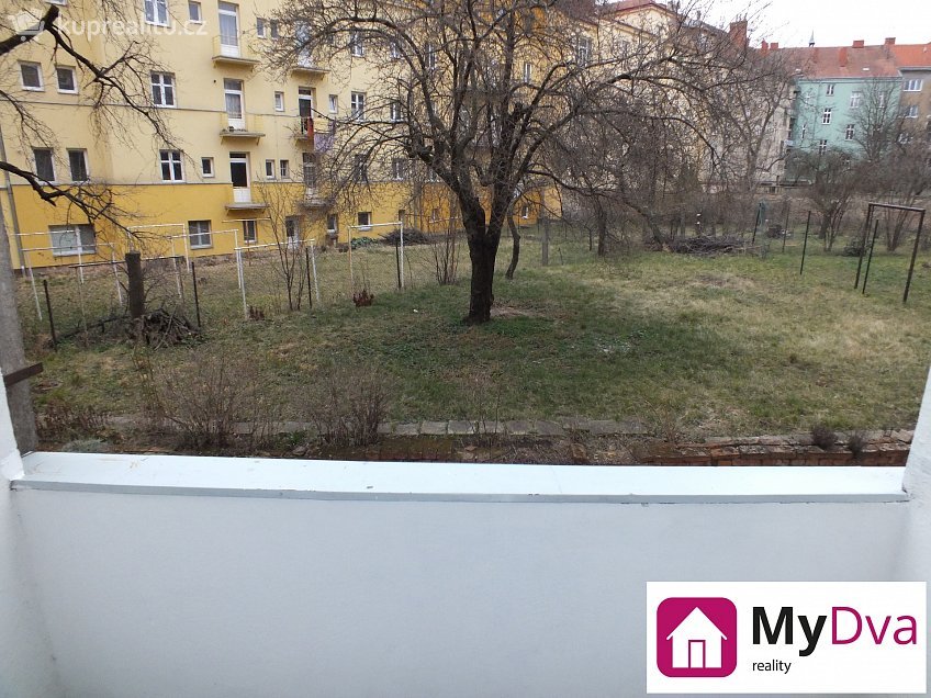 Pronájem bytu 2+1 80 m^2 Smetanova, Znojmo 