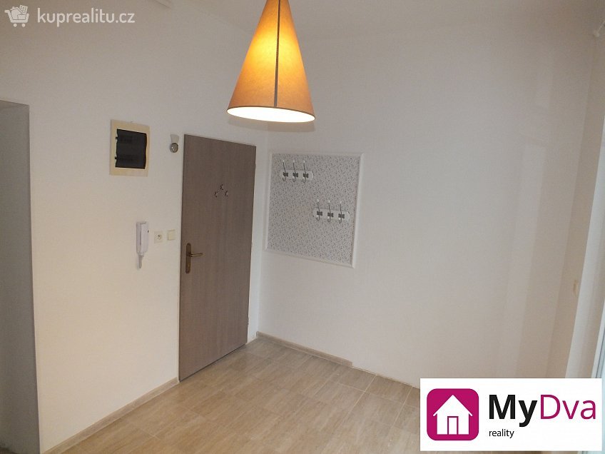 Pronájem bytu 2+1 80 m^2 Smetanova, Znojmo 