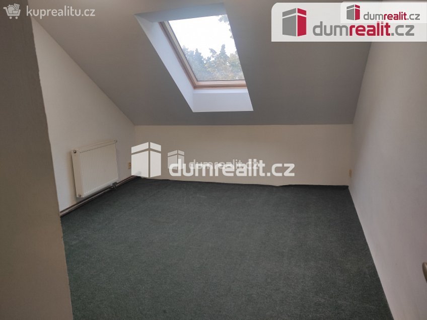 Pronájem bytu 3+1 85 m^2 Na Valech, Poděbrady 