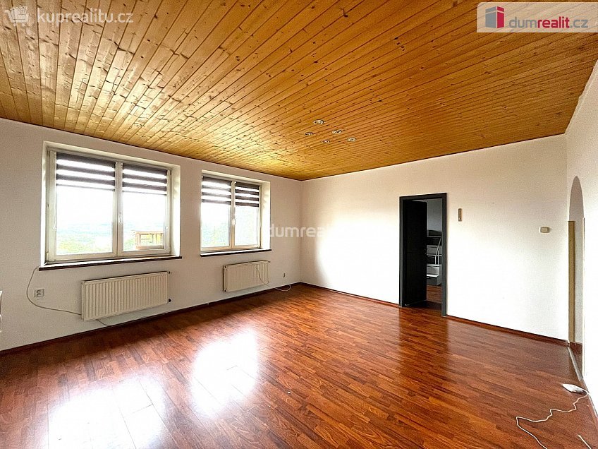 Prodej bytu 3+1 87 m^2 1. máje, Habartov 