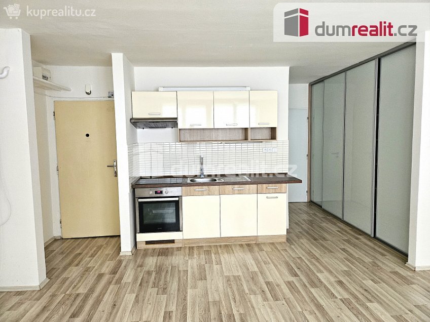 Pronájem bytu 2+kk 48 m^2 Družstevní, Litoměřice 