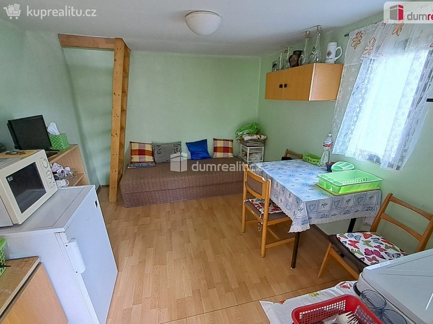 Prodej  zahrady 221 m^2 K Horkám, Praha 15 