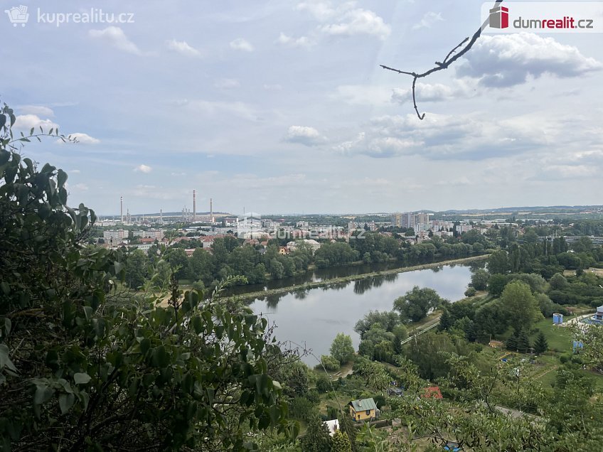 Prodej  stavebního pozemku 2595 m^2 Na Skalách, Kralupy nad Vltavou 