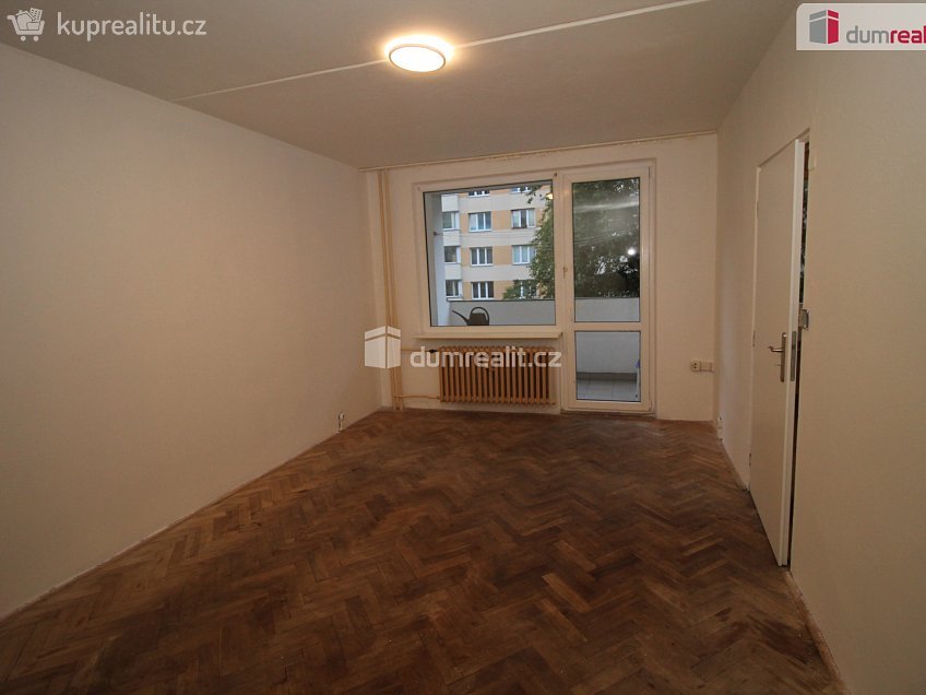 Pronájem bytu 2+kk 42 m^2 Švabinského, Sokolov 