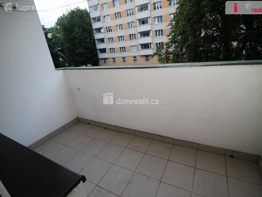 Pronájem bytu 2+kk 42 m^2 Švabinského, Sokolov 