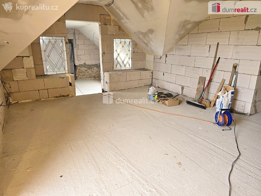Prodej  rodinného domu 258 m^2 Kropáčova Vrutice, Kropáčova Vrutice 