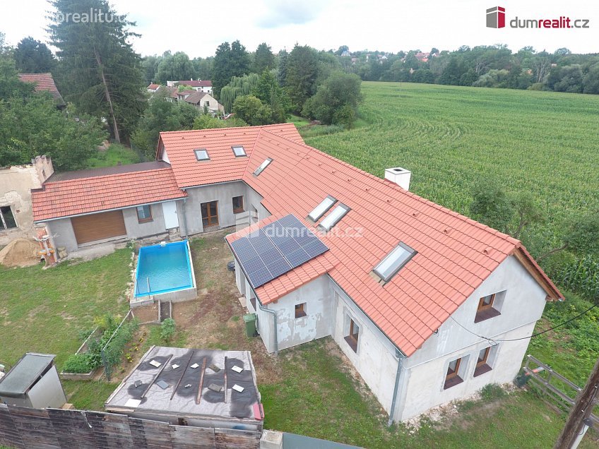 Prodej  rodinného domu 258 m^2 Kropáčova Vrutice, Kropáčova Vrutice 