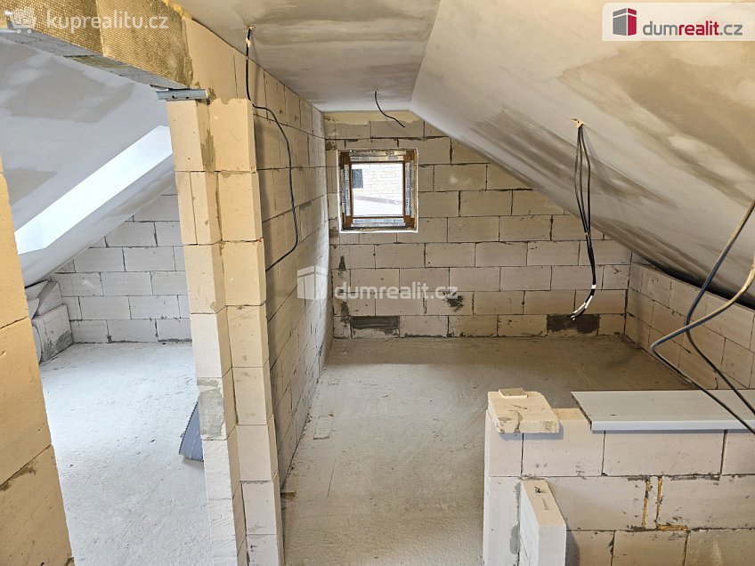 Prodej  rodinného domu 258 m^2 Kropáčova Vrutice, Kropáčova Vrutice 