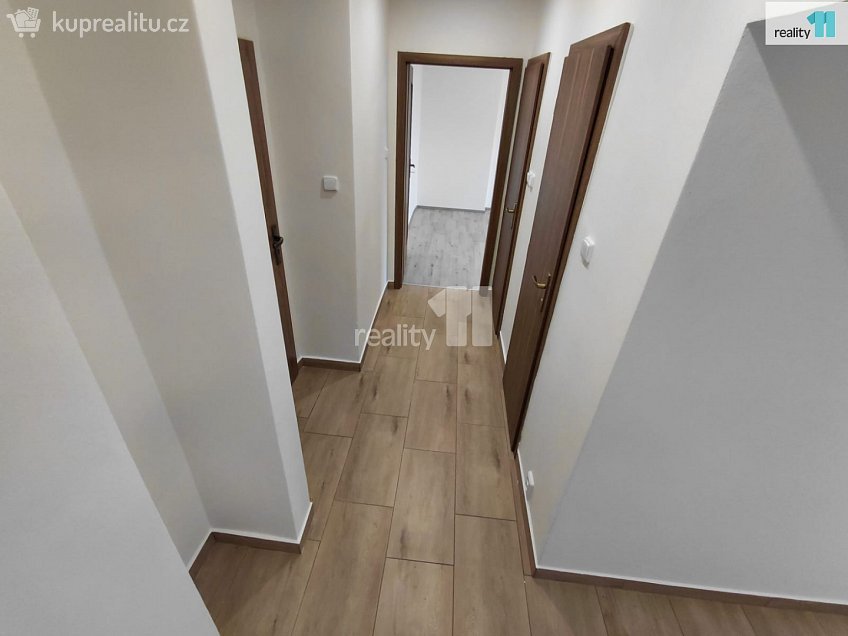 Pronájem bytu 2+1 55 m^2 Palackého, Aš 