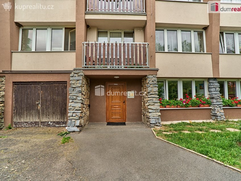 Prodej bytu 2+1 72 m^2 Náměstí, Měděnec 