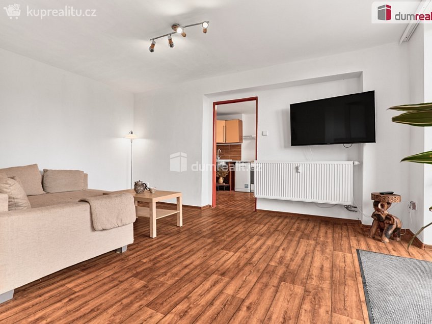 Prodej bytu 2+1 72 m^2 Náměstí, Měděnec 