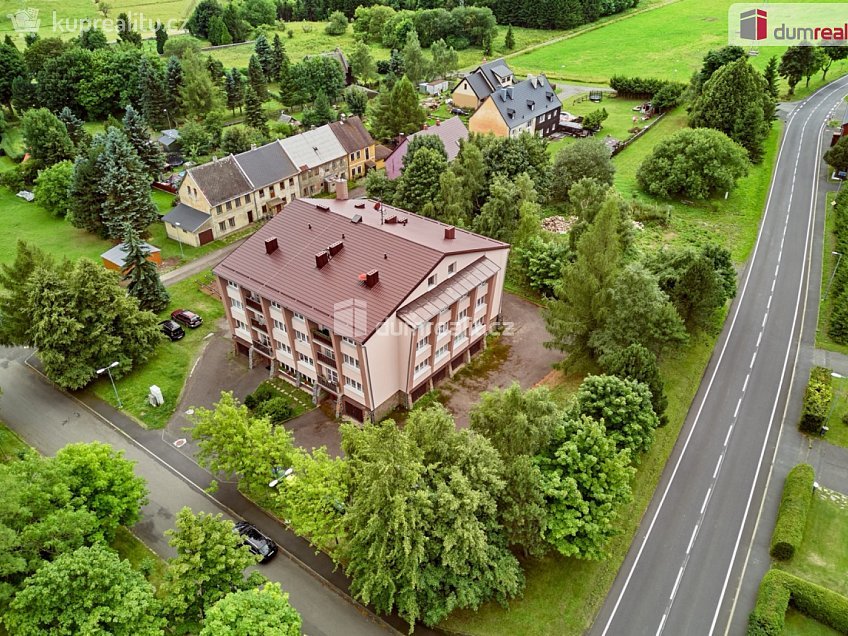 Prodej bytu 2+1 72 m^2 Náměstí, Měděnec 