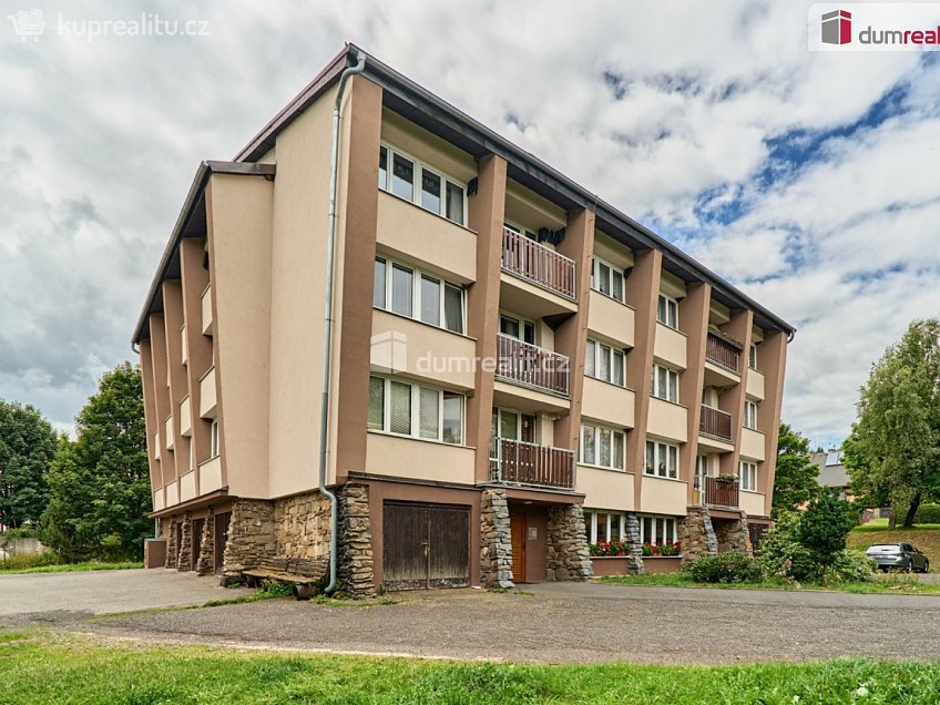 Prodej bytu 2+1 72 m^2 Náměstí, Měděnec 