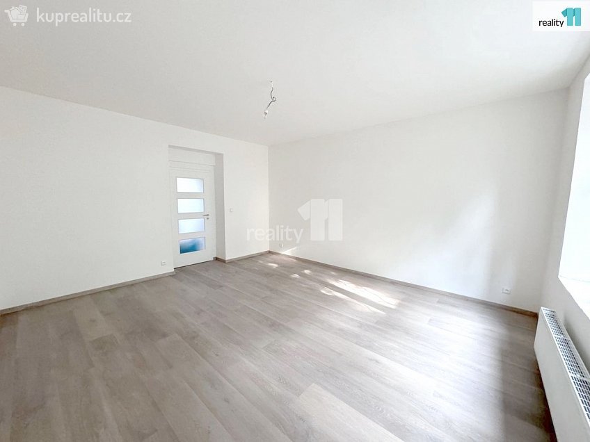 Prodej bytu 2+kk 47 m^2 Hanusova, Praha 4 