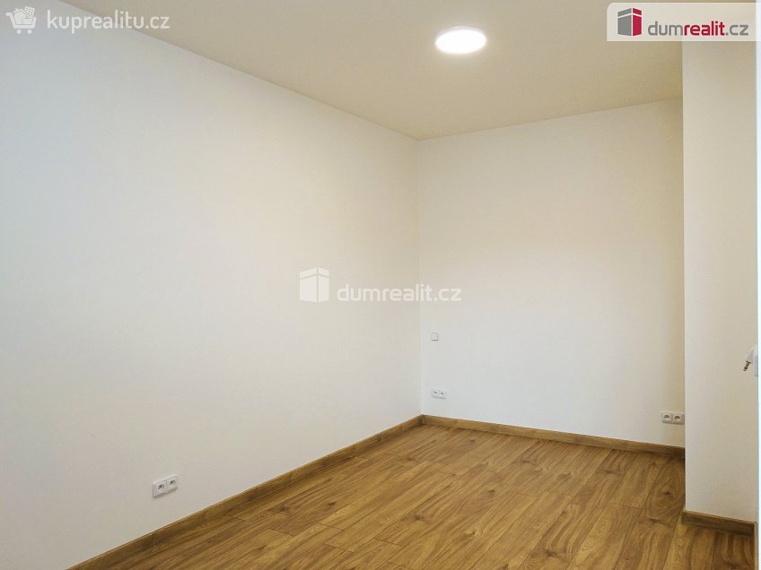 Pronájem bytu 1+kk 37 m^2 Svatoplukova, Veselí nad Moravou 