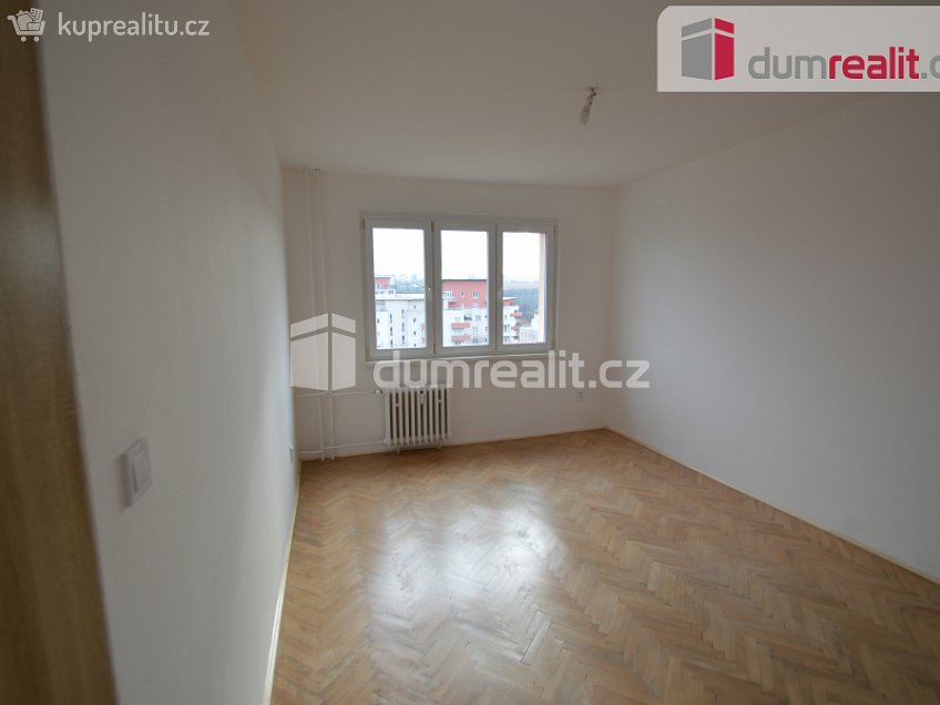 Pronájem bytu 2+1 54 m^2 Práčská, Praha 10 