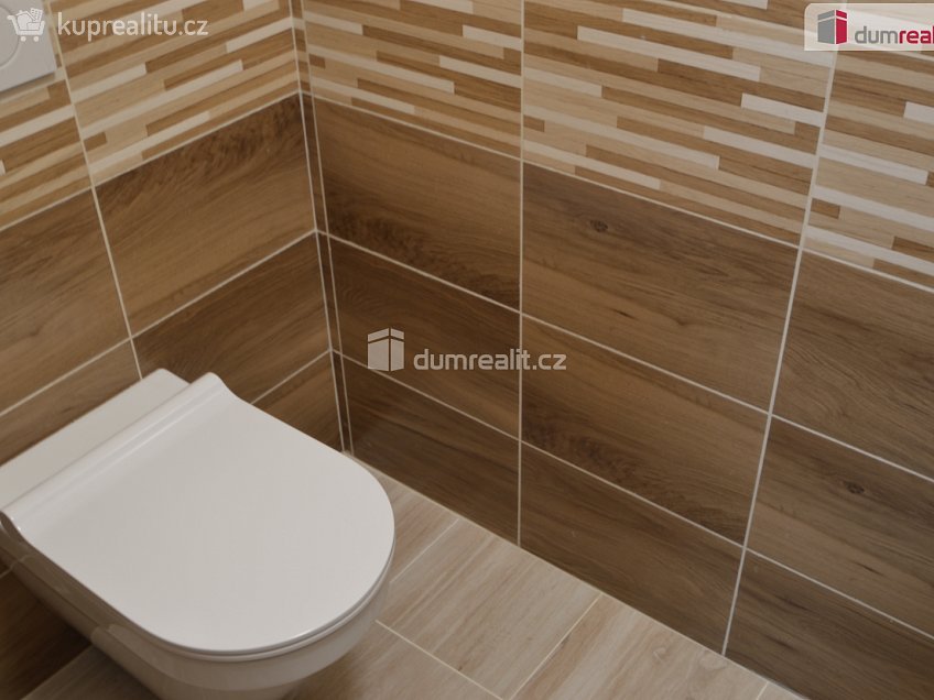 Pronájem bytu 3+kk 87 m^2 U Pejřavky, Podolanka 