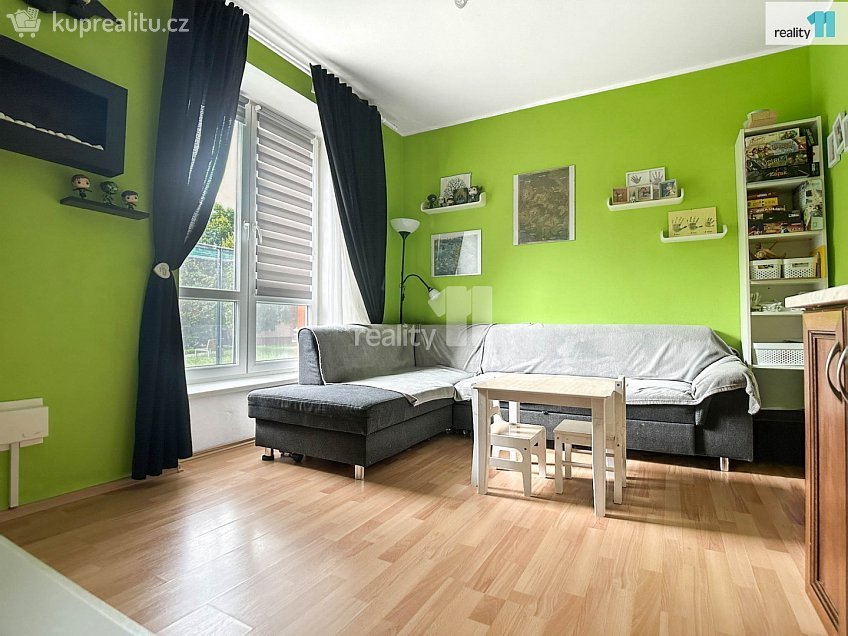 Prodej bytu 2+kk 50 m^2 Wolkerova, Hulín 