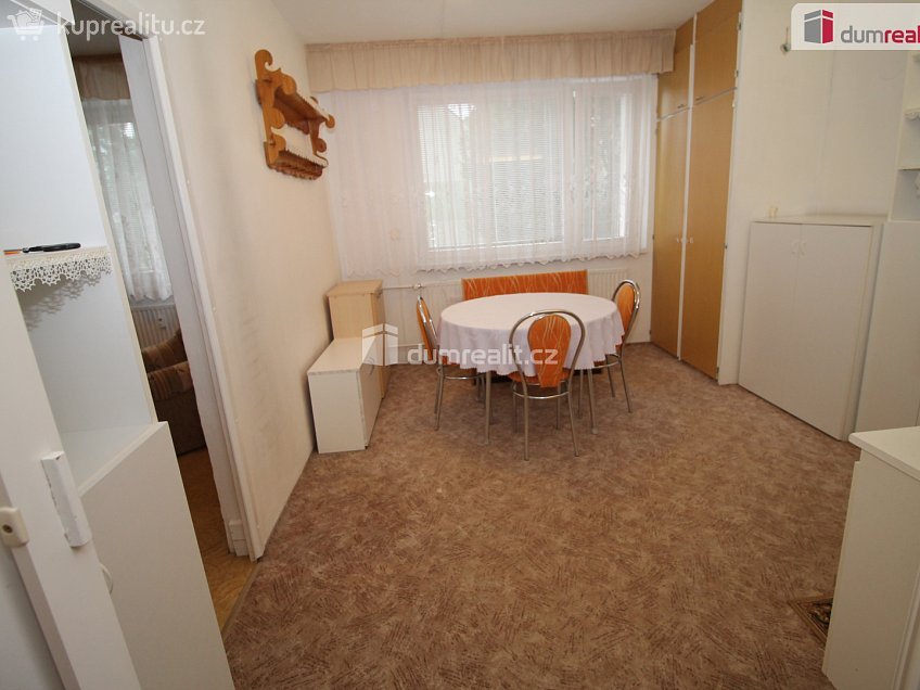 Pronájem bytu 2+kk 37 m^2 Zahradní, Horní Slavkov 