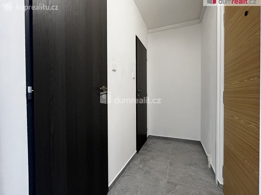 Pronájem bytu 1+1 28 m^2 Sídliště, Krupka 