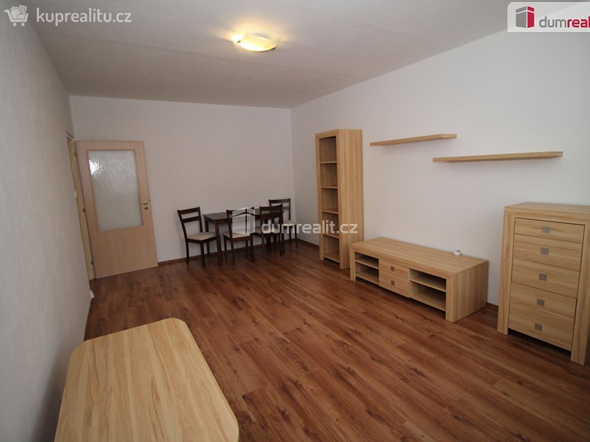 Pronájem bytu 2+1 60 m^2 Dlouhá, Lázně Kynžvart 