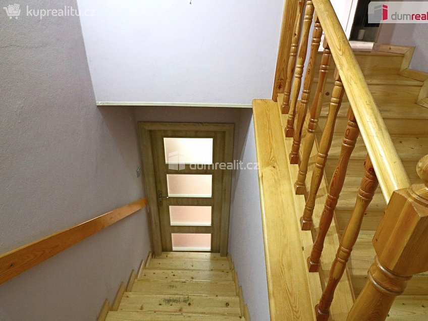 Prodej  rodinného domu 190 m^2 Chloumecká, Mělník 