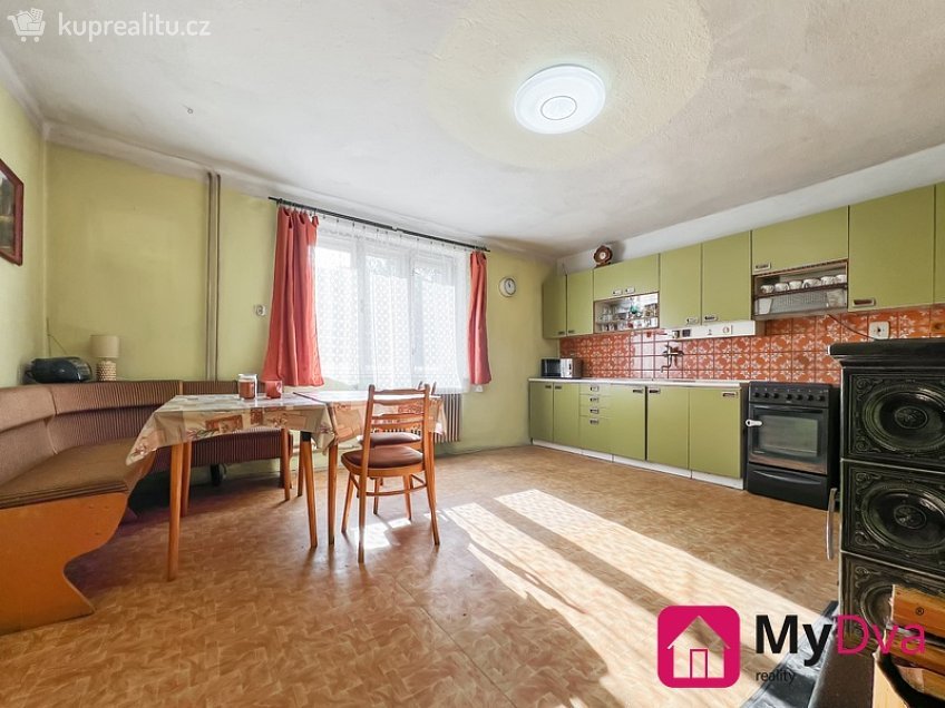 Prodej  rodinného domu 284 m^2 Dolní valy, Jemnice 