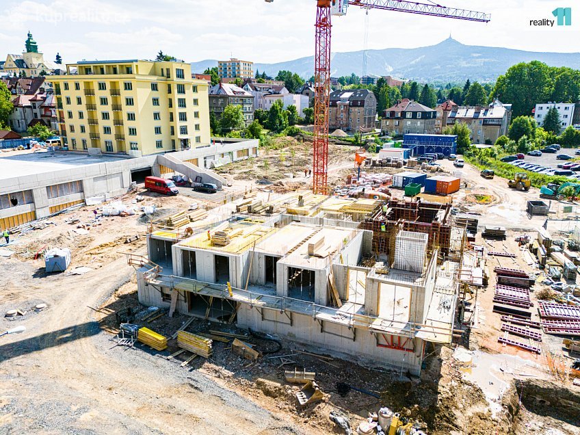 Prodej bytu 1+kk 40 m^2 Švermova, Liberec 