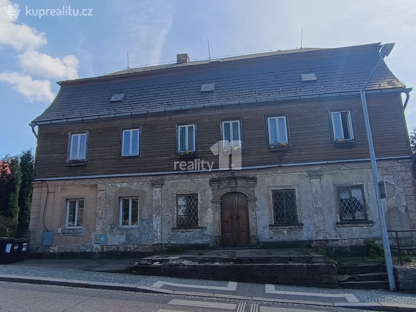Prodej bytu 3+1 167 m^2 9. května, Kamenický Šenov 
