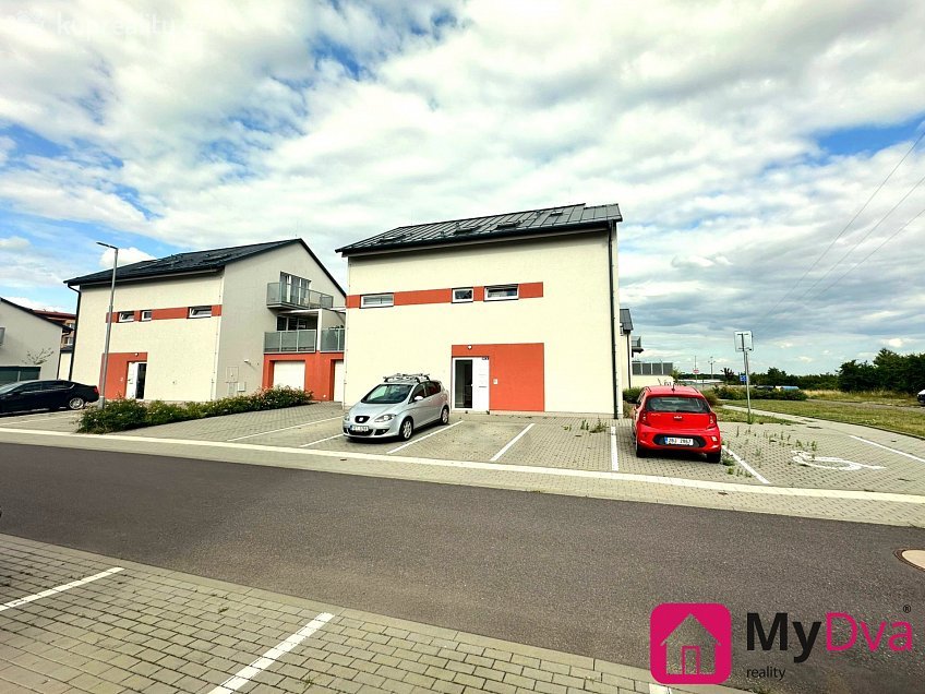 Prodej bytu 3+kk 77 m^2 Staré vinice, Znojmo 