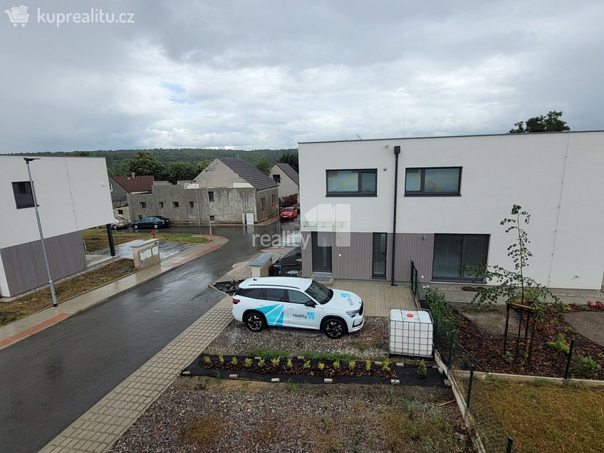Prodej  rodinného domu 353 m^2 Pechlátova, Kladno 