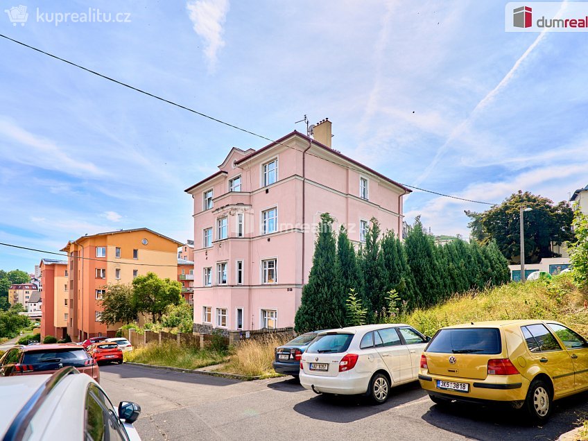 Prodej bytu 4+1 75 m^2 Zbrojnická, Karlovy Vary 