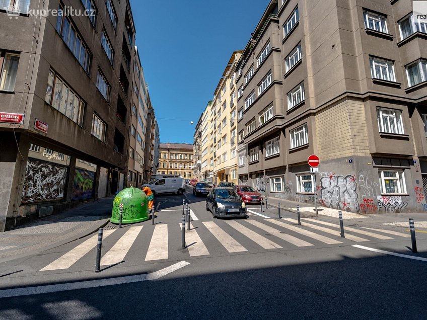 Prodej bytu 3+1 122 m^2 Vinařská, Praha 7 