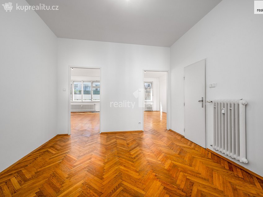 Prodej bytu 3+1 122 m^2 Vinařská, Praha 7 
