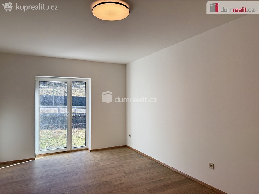 Prodej bytu 1+kk 30 m^2 Merklín, Merklín 