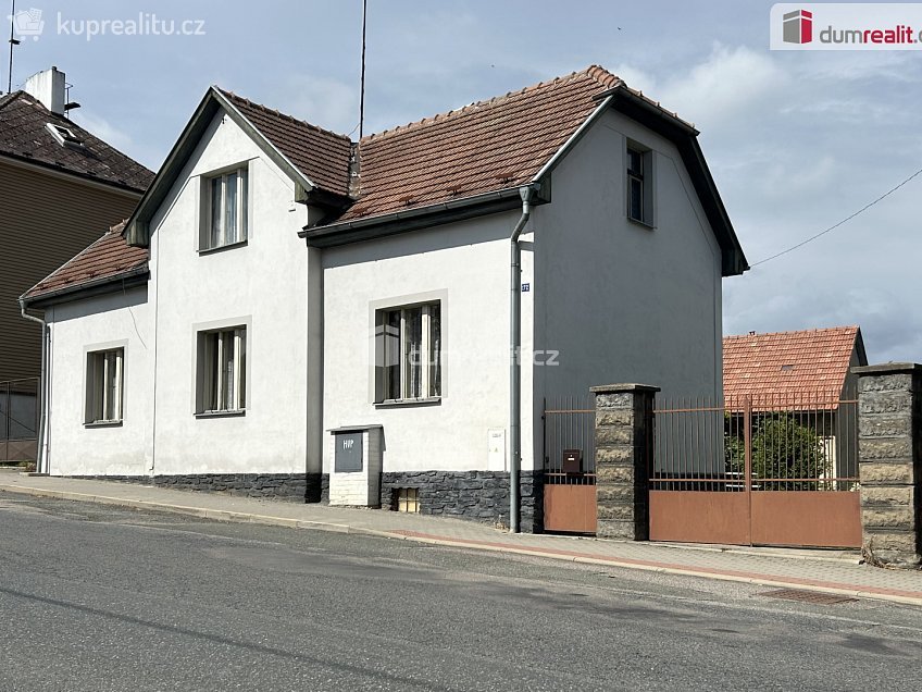 Prodej  rodinného domu 100 m^2 Vlašimská, Zruč nad Sázavou 