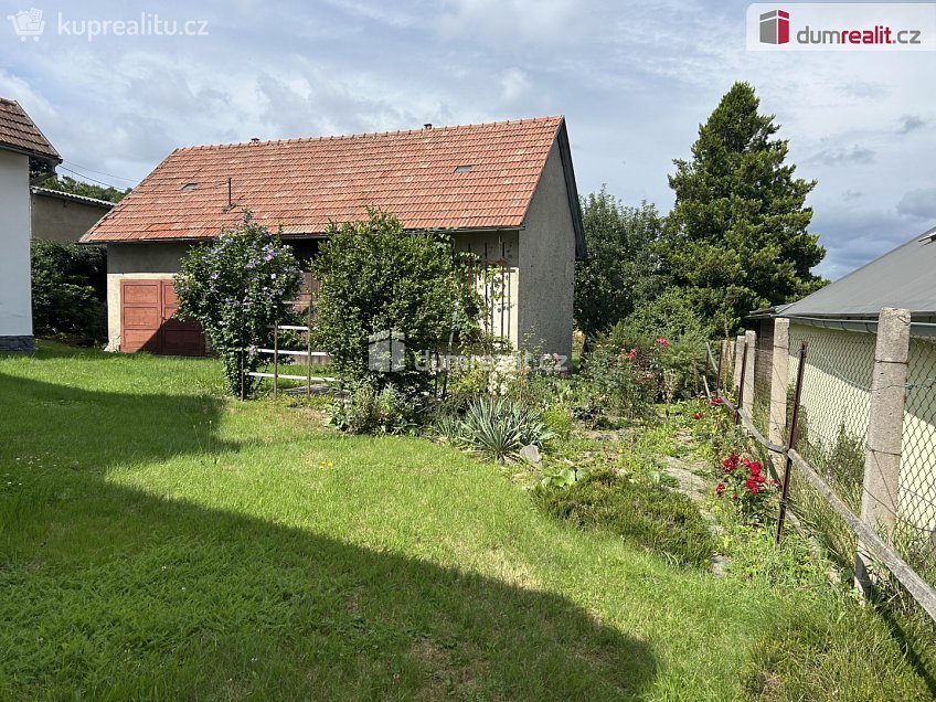 Prodej  rodinného domu 100 m^2 Vlašimská, Zruč nad Sázavou 