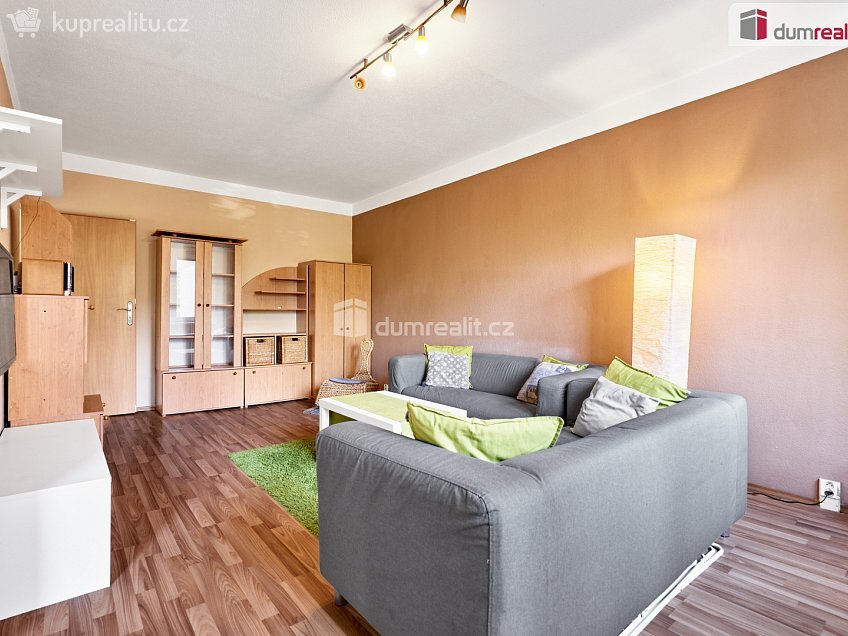 Pronájem bytu 3+1 84 m^2 Sibiřská, Karlovy Vary 