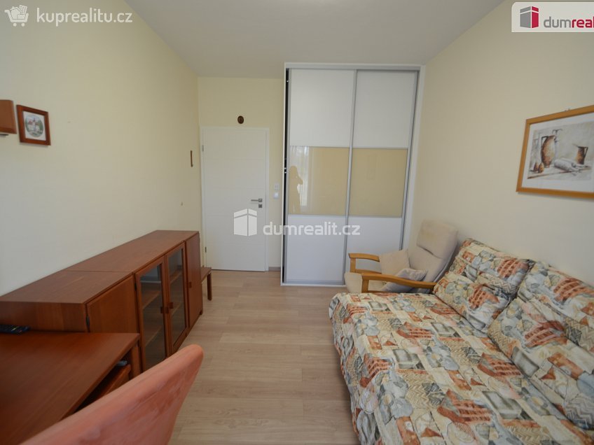 Pronájem bytu 4+kk 88 m^2 Na Veselou, Beroun 