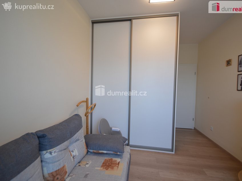 Pronájem bytu 4+kk 88 m^2 Na Veselou, Beroun 